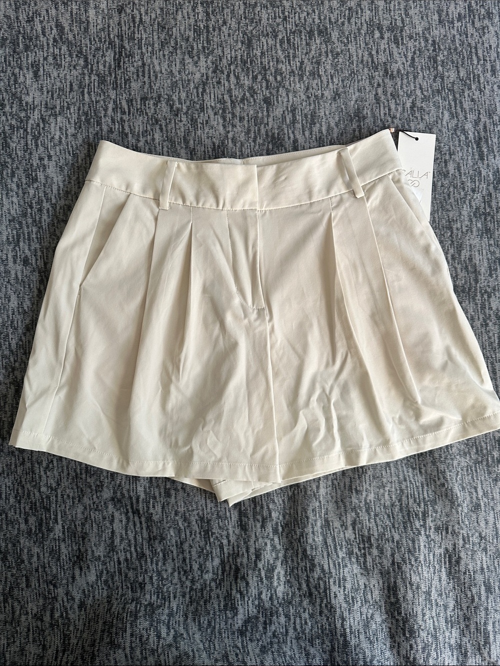 Women’s Calia Golf shorts Size 2 NWT!